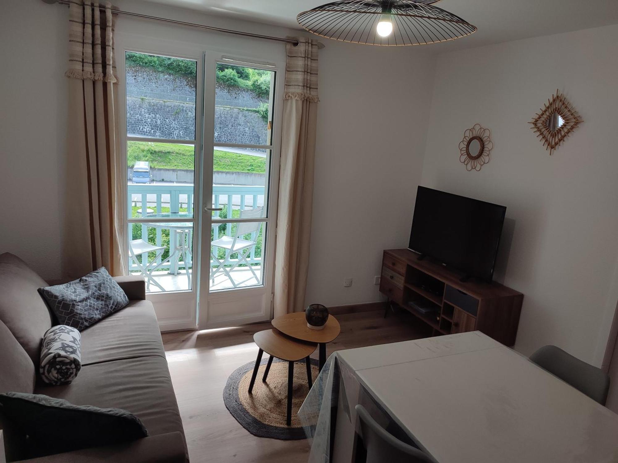 Charmant Appartement 4 Pers,Vue Montagne Avec Parking Prive Et Balcon Cauterets Εξωτερικό φωτογραφία